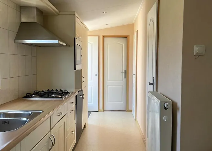 Cozy Near Beach, Dune&forest Goedereede